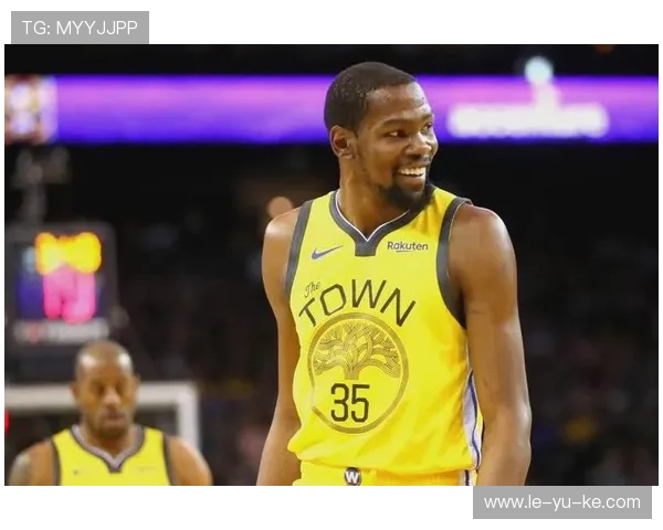 约翰逊魔术传球惊艳全场，助力球队逆转取胜